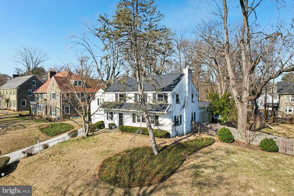 605 Arbutus Street, Philadelphia, PA 19119 Main Photo