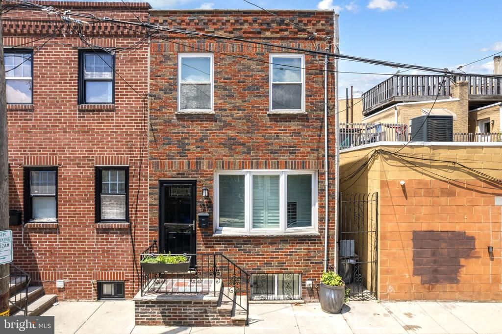 1812 S Camac Street, Philadelphia, PA 19148 Main Photo