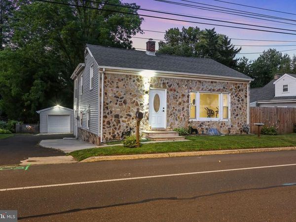 125 COUNTY LINE ROAD, FEASTERVILLE TREVOSE, PA 19053