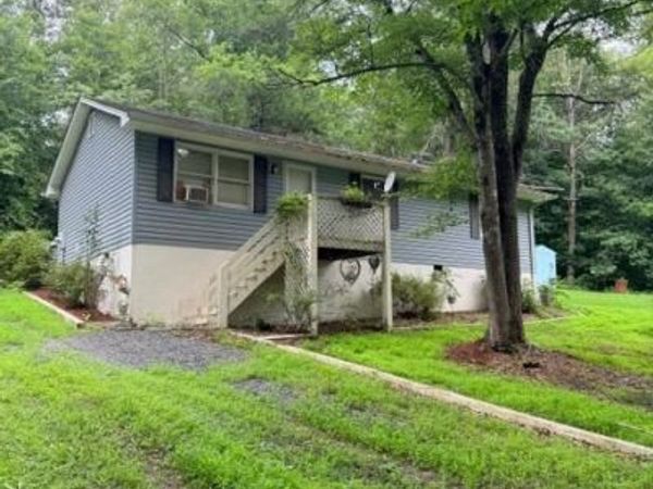 6150 SCOTTSVILLE ROAD, JEFFERSONTON, VA 22724