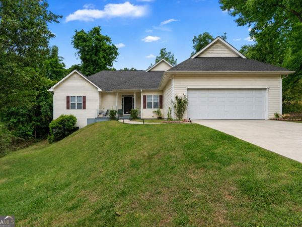 6689 Jojanne Lane, Lithonia, GA 30038