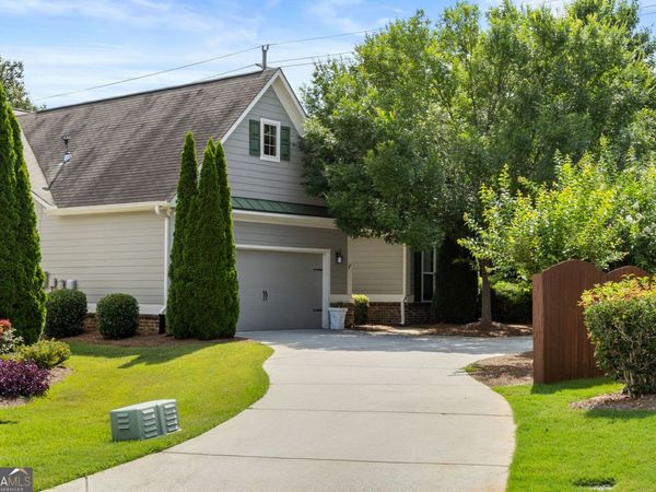 527 Winding Ridge Circle SW, Marietta, GA 30064