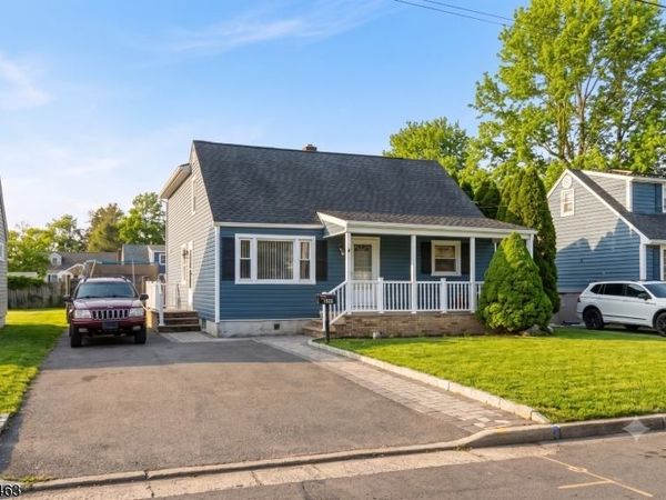 429 1St St, Middlesex, NJ 08846
