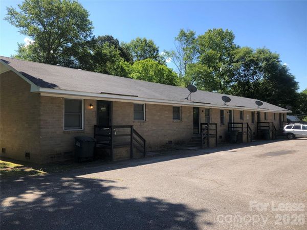 1316 Linwood Road , Gastonia, NC 28052