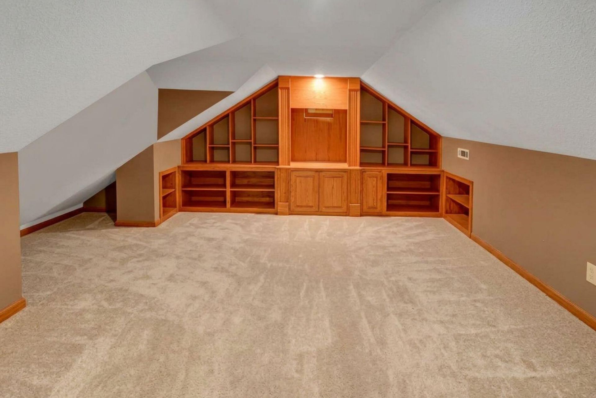 4 Garth Drive Photo 19