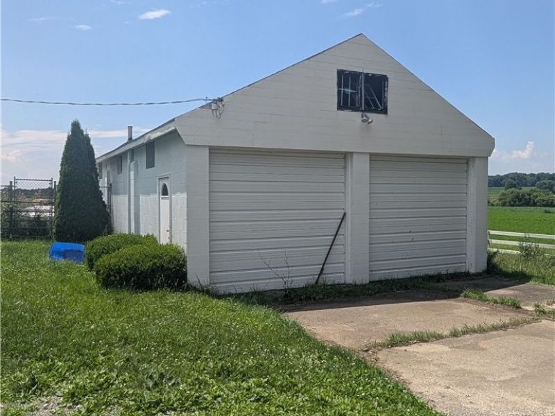 12720 Columbiana Canfield Road, Columbiana, OH 44408 Photo 4