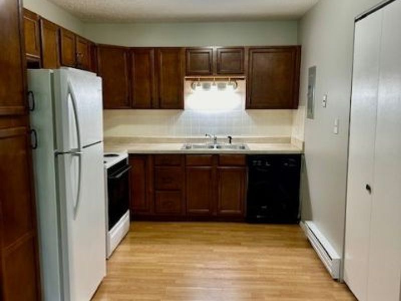 4376 Darrow Road, Unit 7, Stow, OH 44224 Photo 5