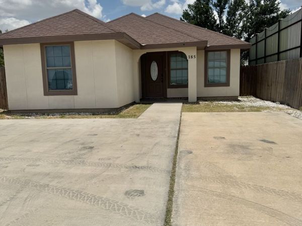 185 Rosita Valley, Eagle Pass, TX 78852