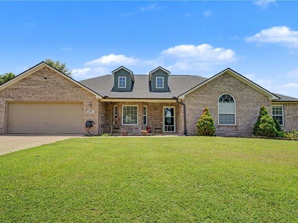 21097 Shady Grove Road , Siloam Springs, AR 72761