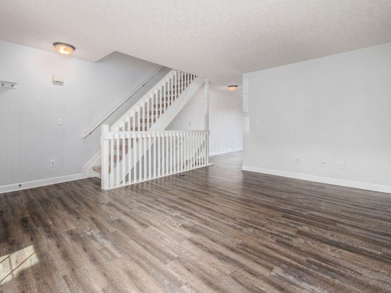 952 Charleston Way Drive , Westerville, OH 43081 Photo 5