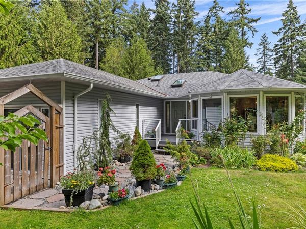 3198 Melon Rd , Hilliers, BC V9K 2J5