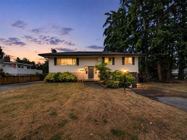 3023 Freethy Pl, Colwood, BC V9B 2H3