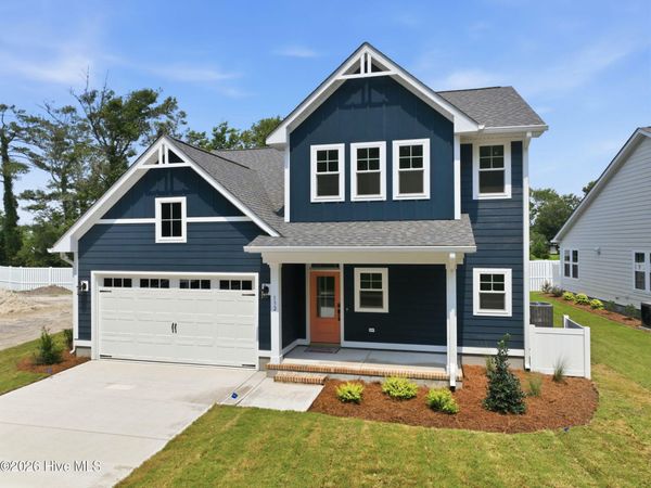 132 Pine View Boulevard, Beaufort, NC 28516