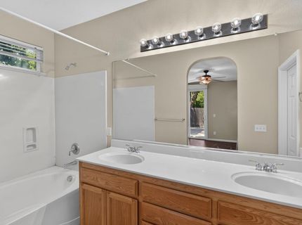 10177 Lofton Way, Elk Grove, CA 95757 Photo
