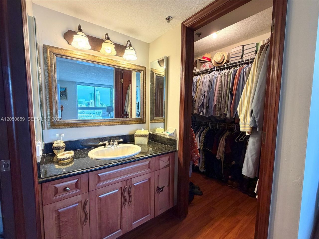 3200 Collins Ave , Unit 10-1, Miami Beach, FL 33140 Photo