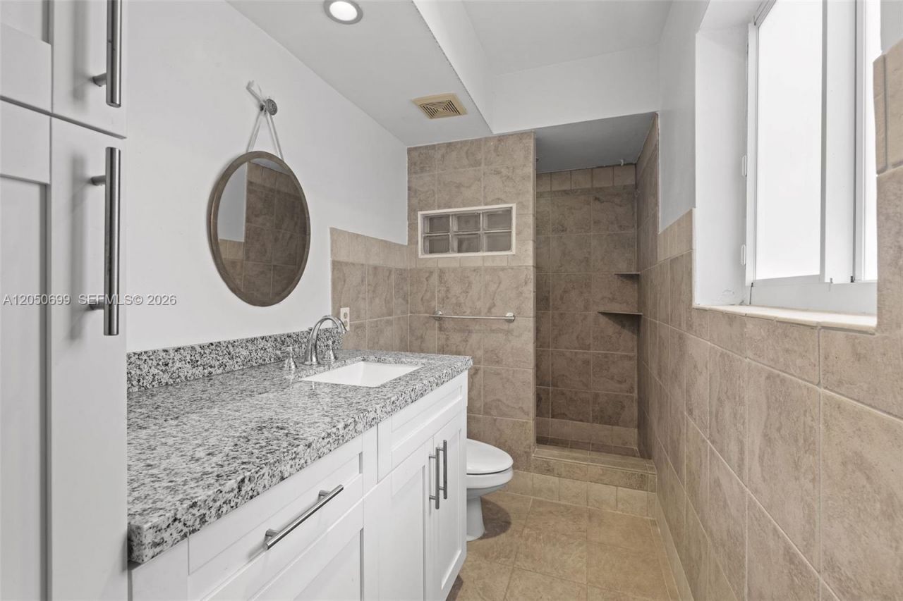 8431 Pasadena Blvd, Pembroke Pines, FL 33024 Photo