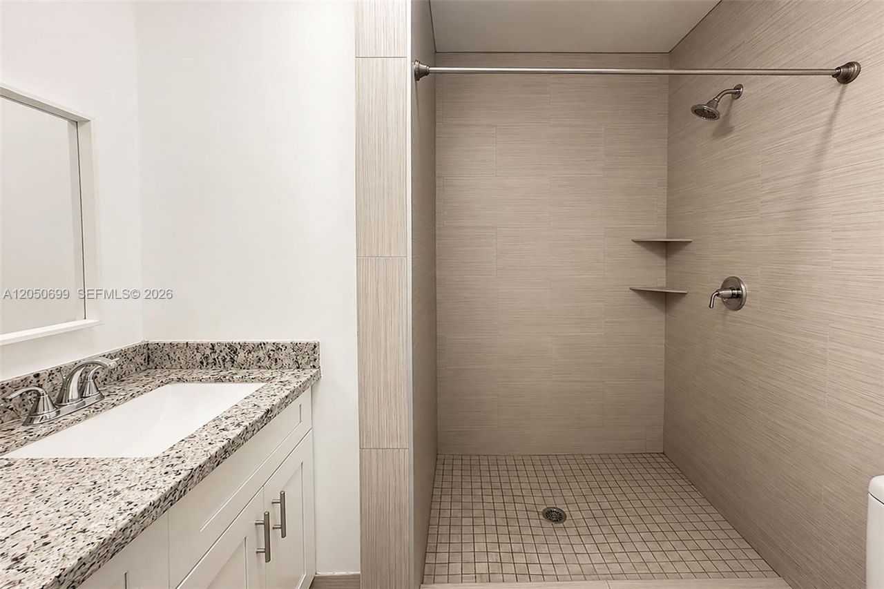 8431 Pasadena Blvd, Pembroke Pines, FL 33024 Photo