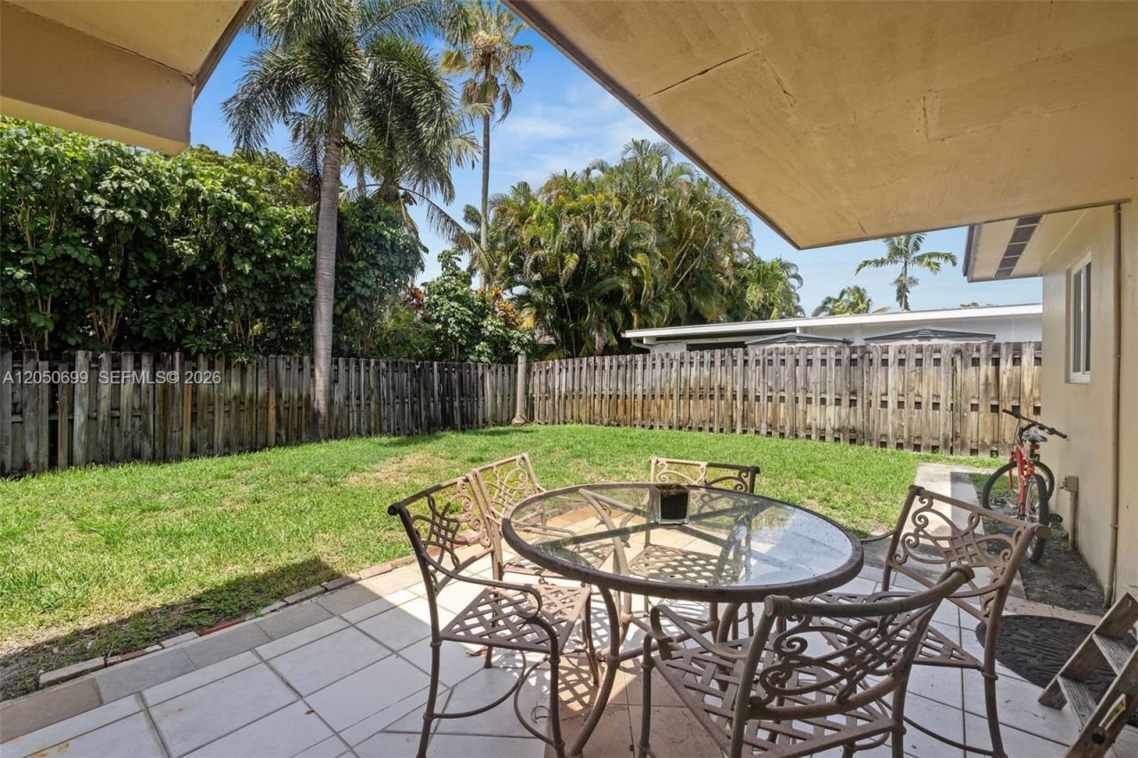 8431 Pasadena Blvd, Pembroke Pines, FL 33024 Photo