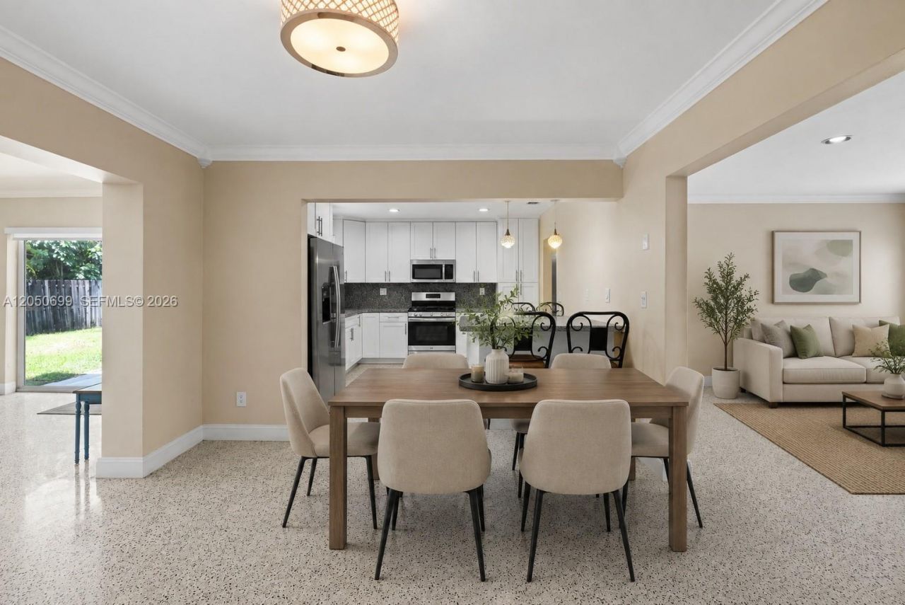 8431 Pasadena Blvd, Pembroke Pines, FL 33024 Photo