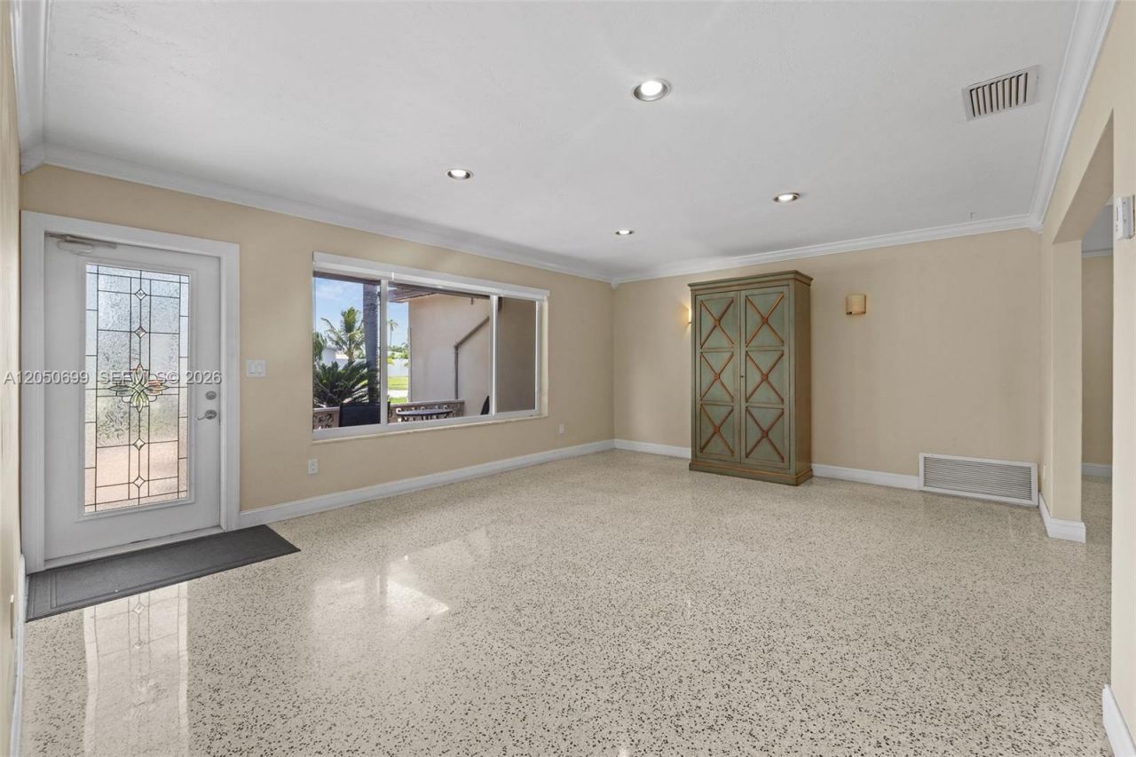 8431 Pasadena Blvd , Pembroke Pines, FL 33024 Photo