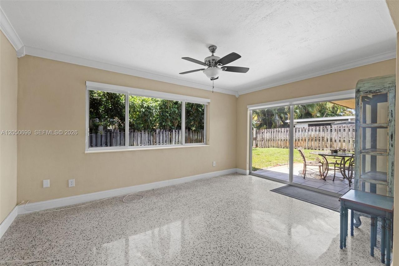 8431 Pasadena Blvd, Pembroke Pines, FL 33024 Photo