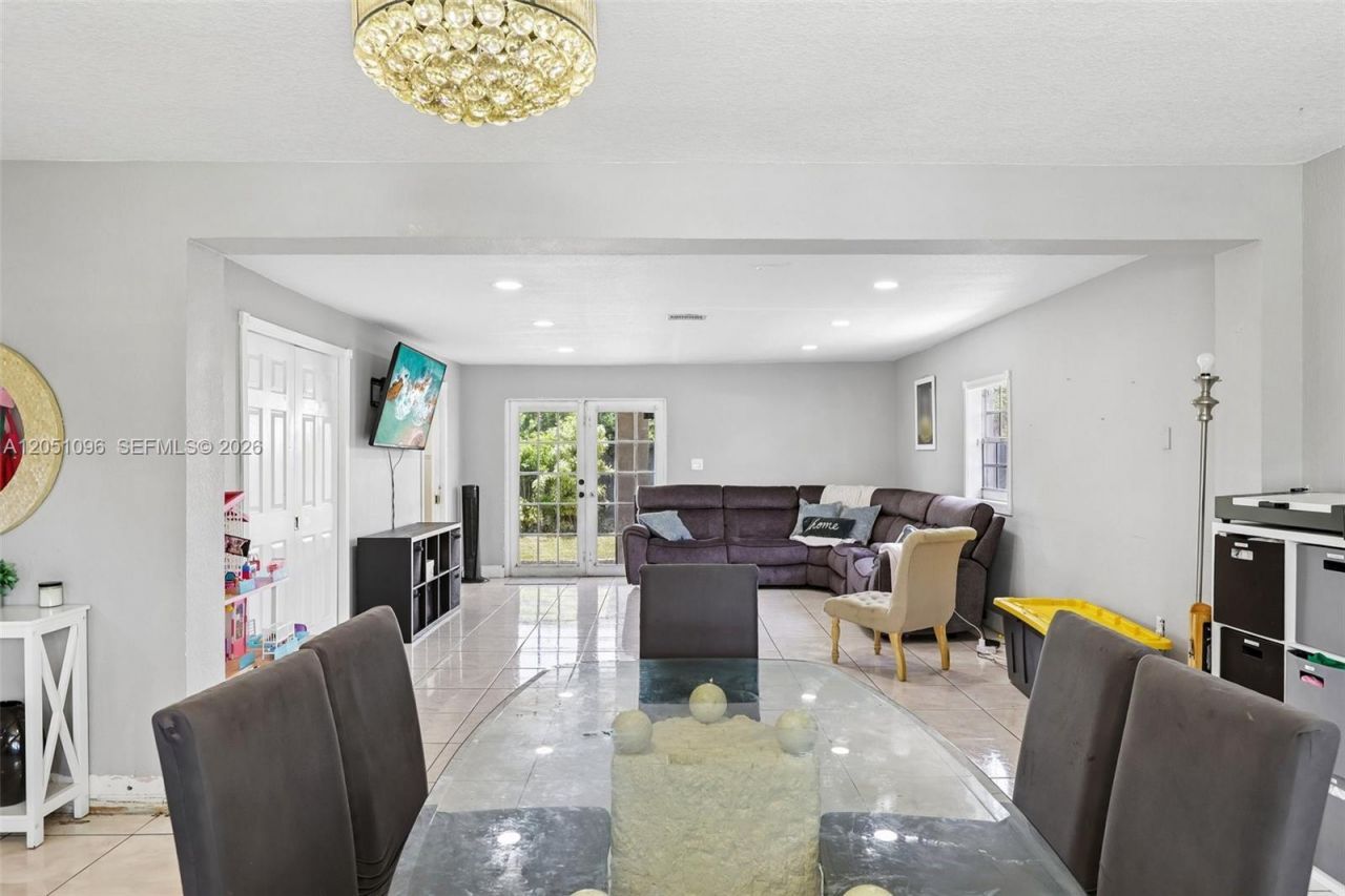 250 N 66th Ave , Hollywood, FL 33024 Photo