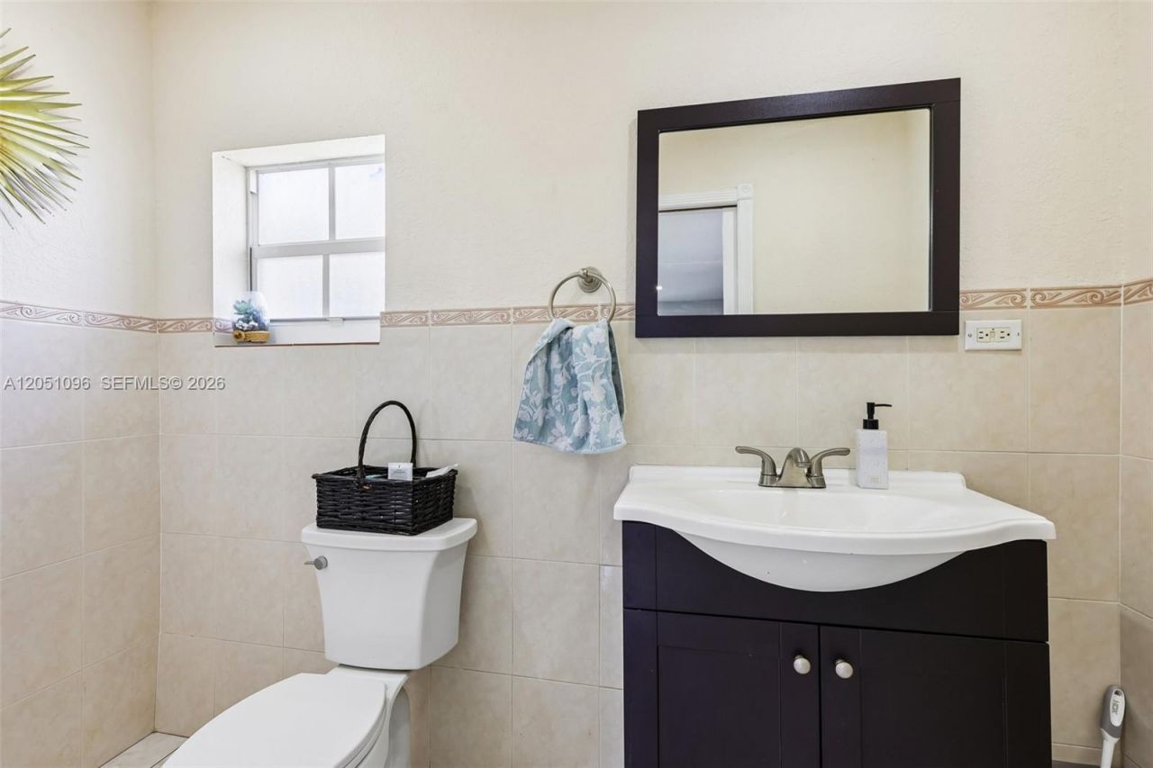 250 N 66th Ave , Hollywood, FL 33024 Photo