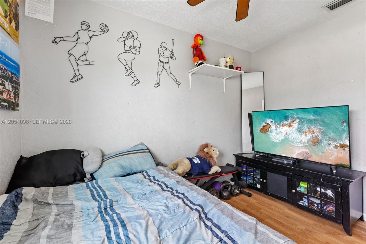 250 N 66th Ave , Hollywood, FL 33024 Photo