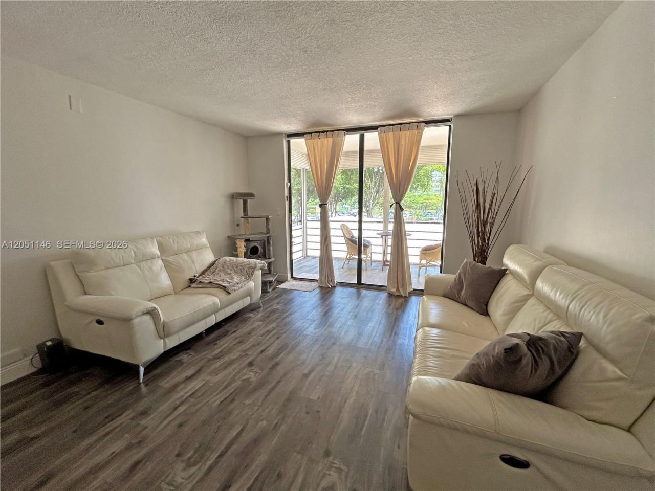 1400 Saint Charles Pl, Unit 217, Pembroke Pines, FL 33026 Photo