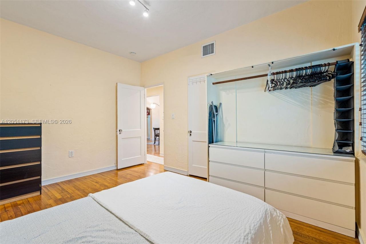 46 Montilla Ave , Unit 46, Coral Gables, FL 33134 Photo