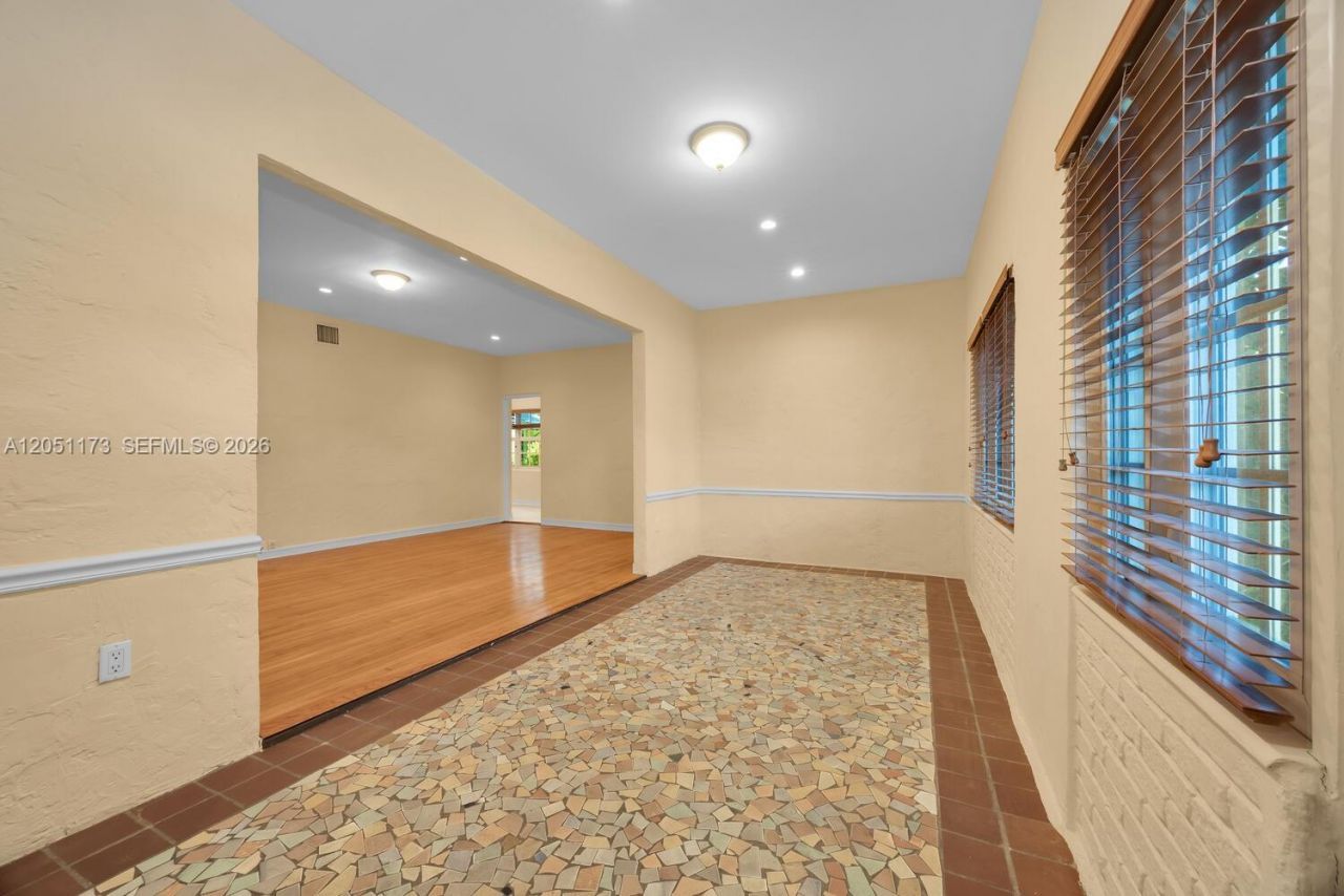 46 Montilla Ave , Unit 46, Coral Gables, FL 33134 Photo