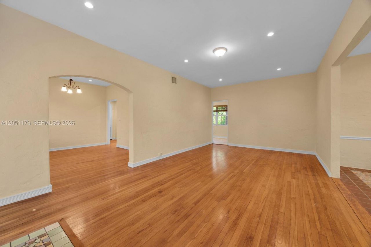 46 Montilla Ave , Unit 46, Coral Gables, FL 33134 Photo
