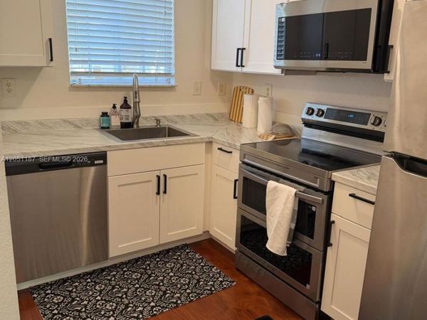 2082 NE 167th St , Unit 3, North Miami Beach, FL 33162