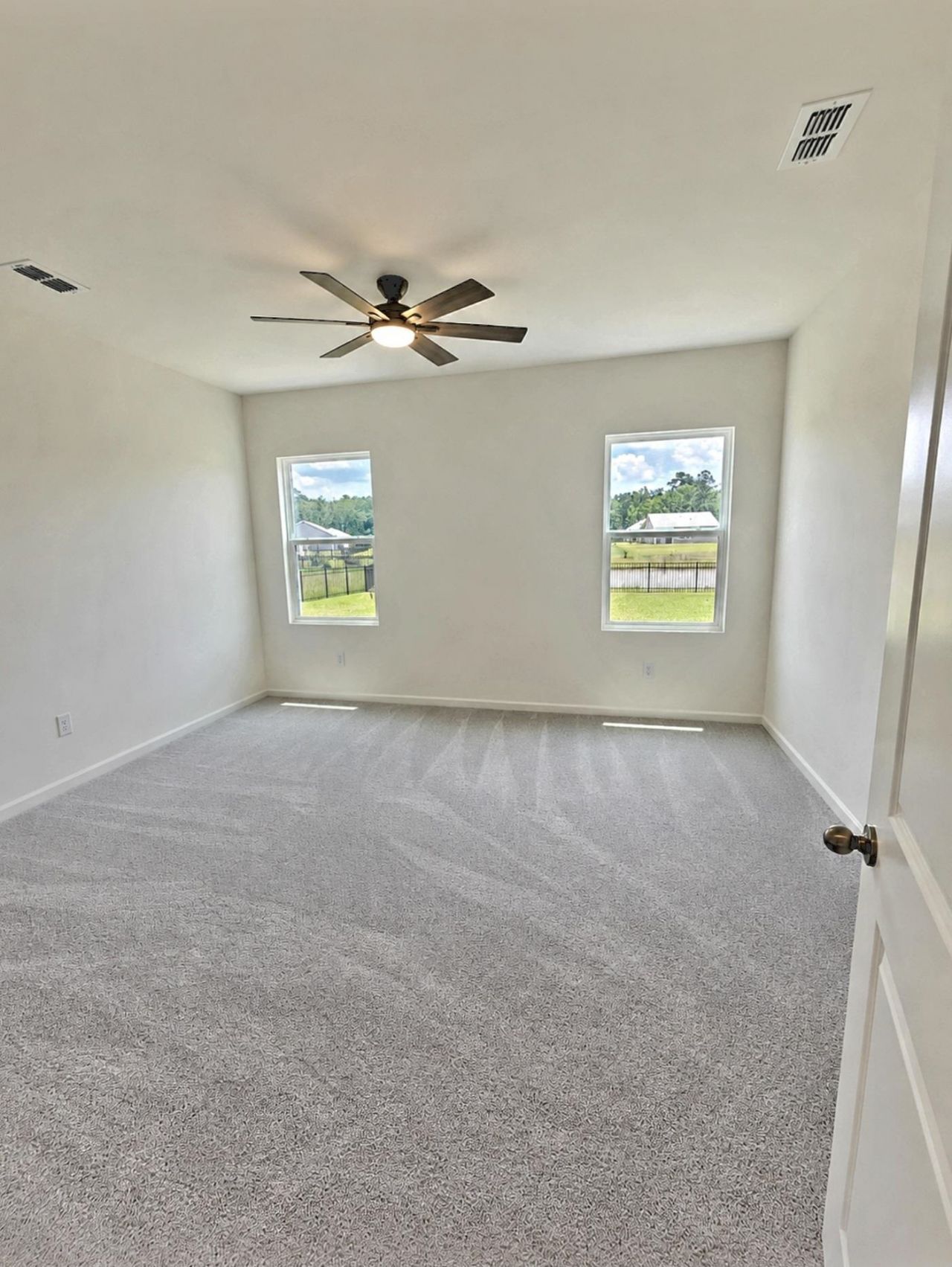 423 Castillo Dr. Photo 10