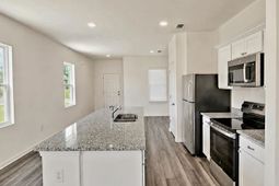 423 Castillo Dr. photo 4