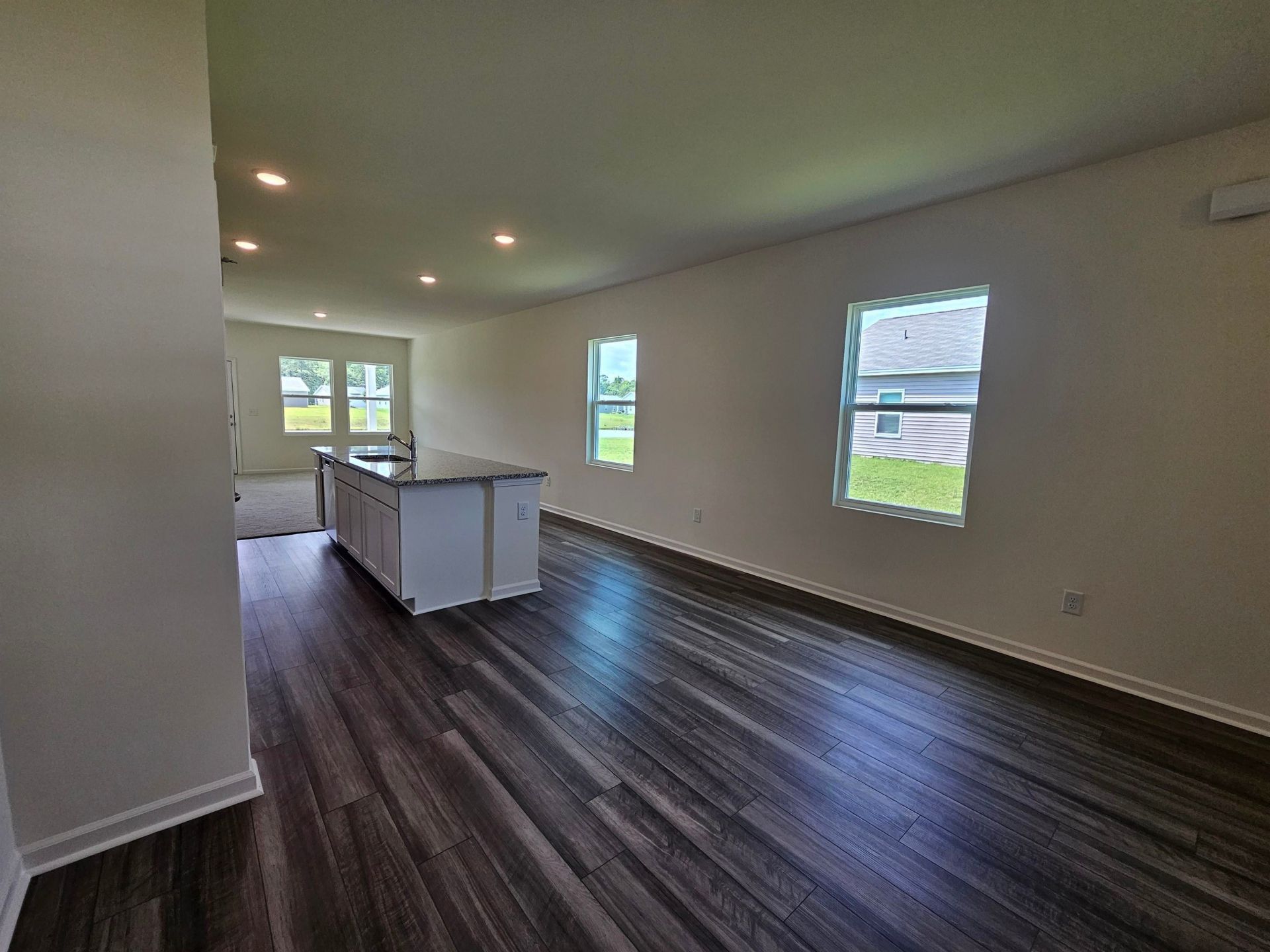 423 Castillo Dr. Photo 6