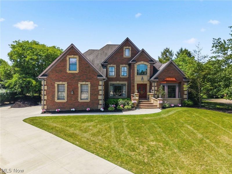6274 Bertram Avenue NW, Canton, OH 44718 Photo 2