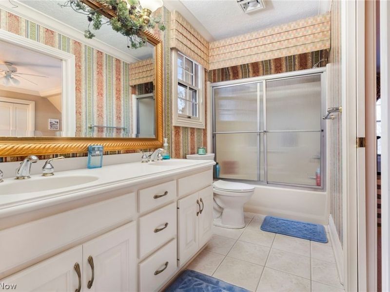 6274 Bertram Avenue NW, Canton, OH 44718 Photo 37