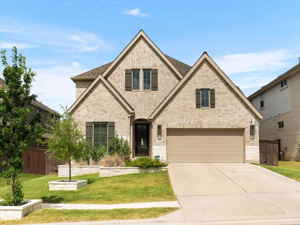 932 Mollie McBride LN, Leander, TX 78641