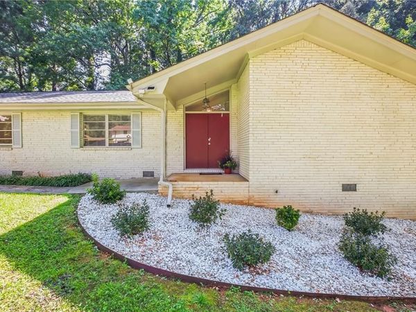 2691 Sterling Acres Drive, Tucker, GA 30084