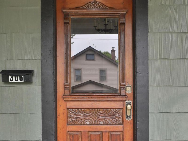 306 E Gates Street, Columbus, OH 43206 Photo 3