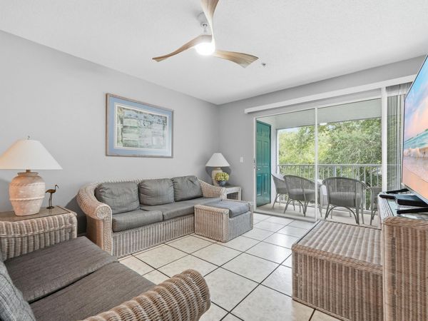 4270 Calinda Lane, Unit 332, Niceville, FL 32578