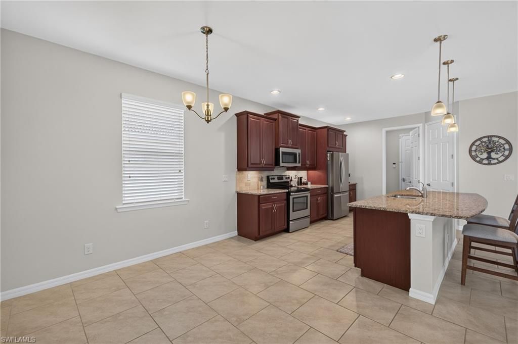 3000 Sunset Pointe Cir , Cape Coral, FL 33914 Photo