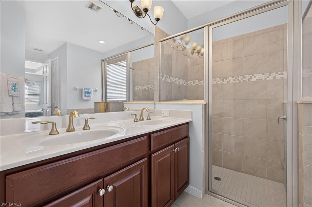 3000 Sunset Pointe Cir , Cape Coral, FL 33914 Photo