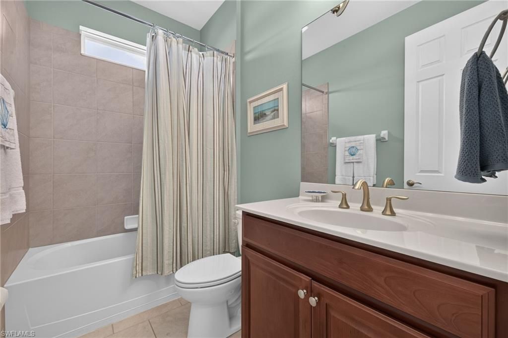 3000 Sunset Pointe Cir , Cape Coral, FL 33914 Photo