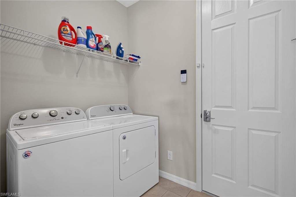 3000 Sunset Pointe Cir , Cape Coral, FL 33914 Photo