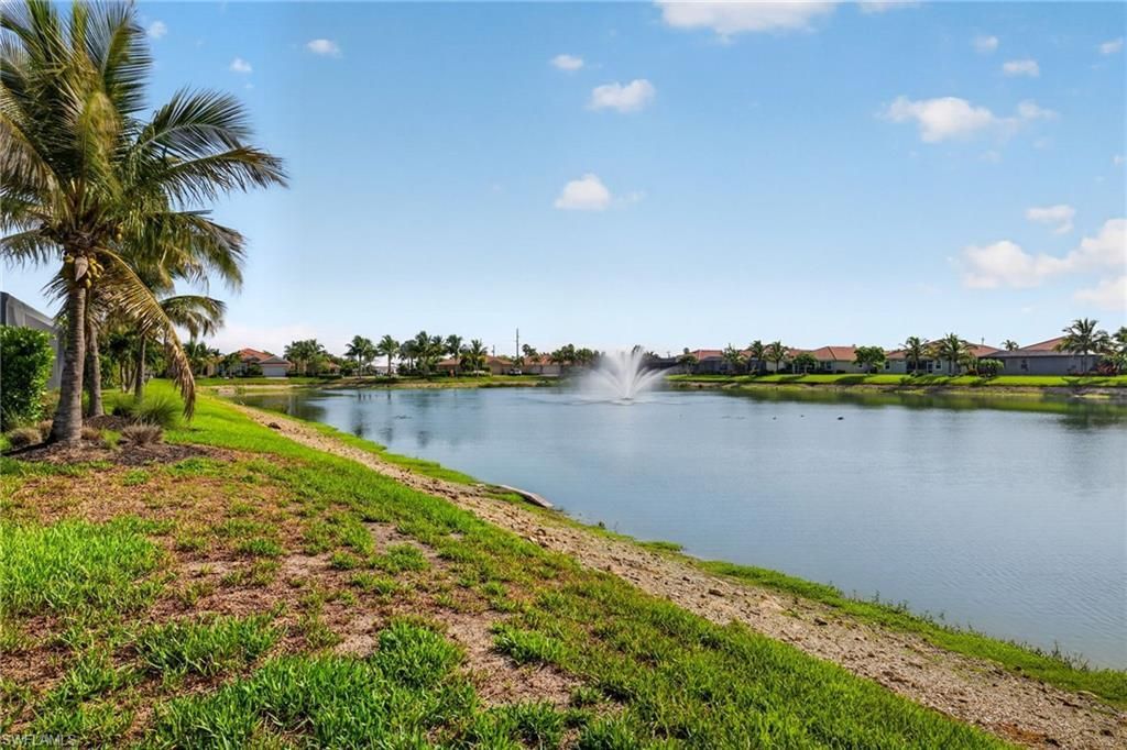 3000 Sunset Pointe Cir , Cape Coral, FL 33914 Photo