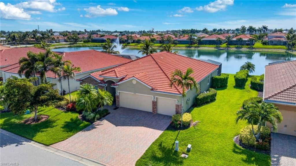 3000 Sunset Pointe Cir , Cape Coral, FL 33914 Photo