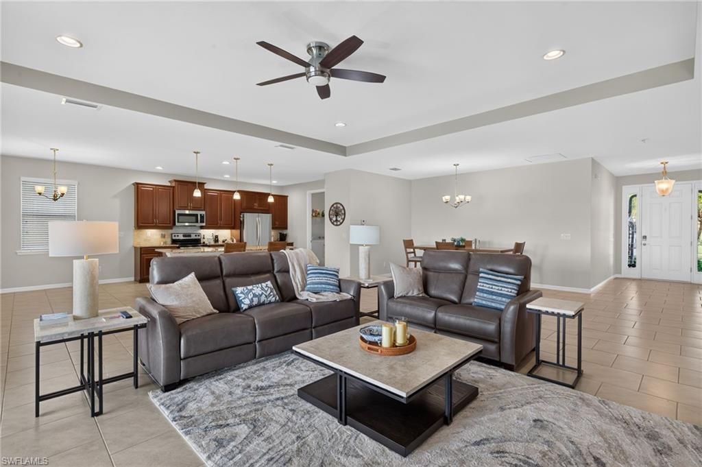 3000 Sunset Pointe Cir , Cape Coral, FL 33914 Photo