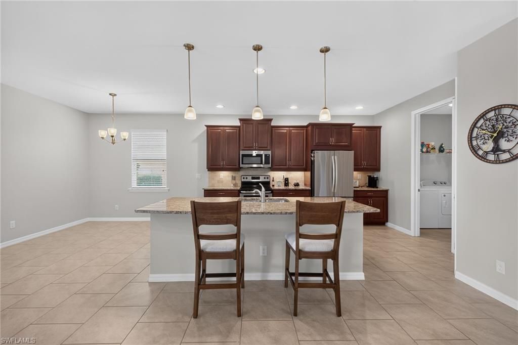 3000 Sunset Pointe Cir , Cape Coral, FL 33914 Photo